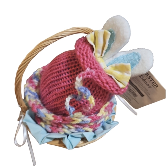 Wicker Basket with Blue Lining 4pc Set Crochet Coasters Spring colors Fabric Egg - Picture 7 of 17